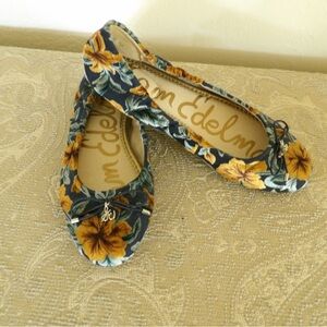 Sam Edelman Navy Floral Ballet Flats